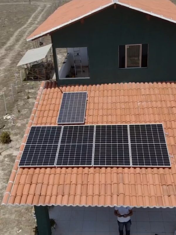 Sistema solar Off grid na cidade de Luis Correia - PI